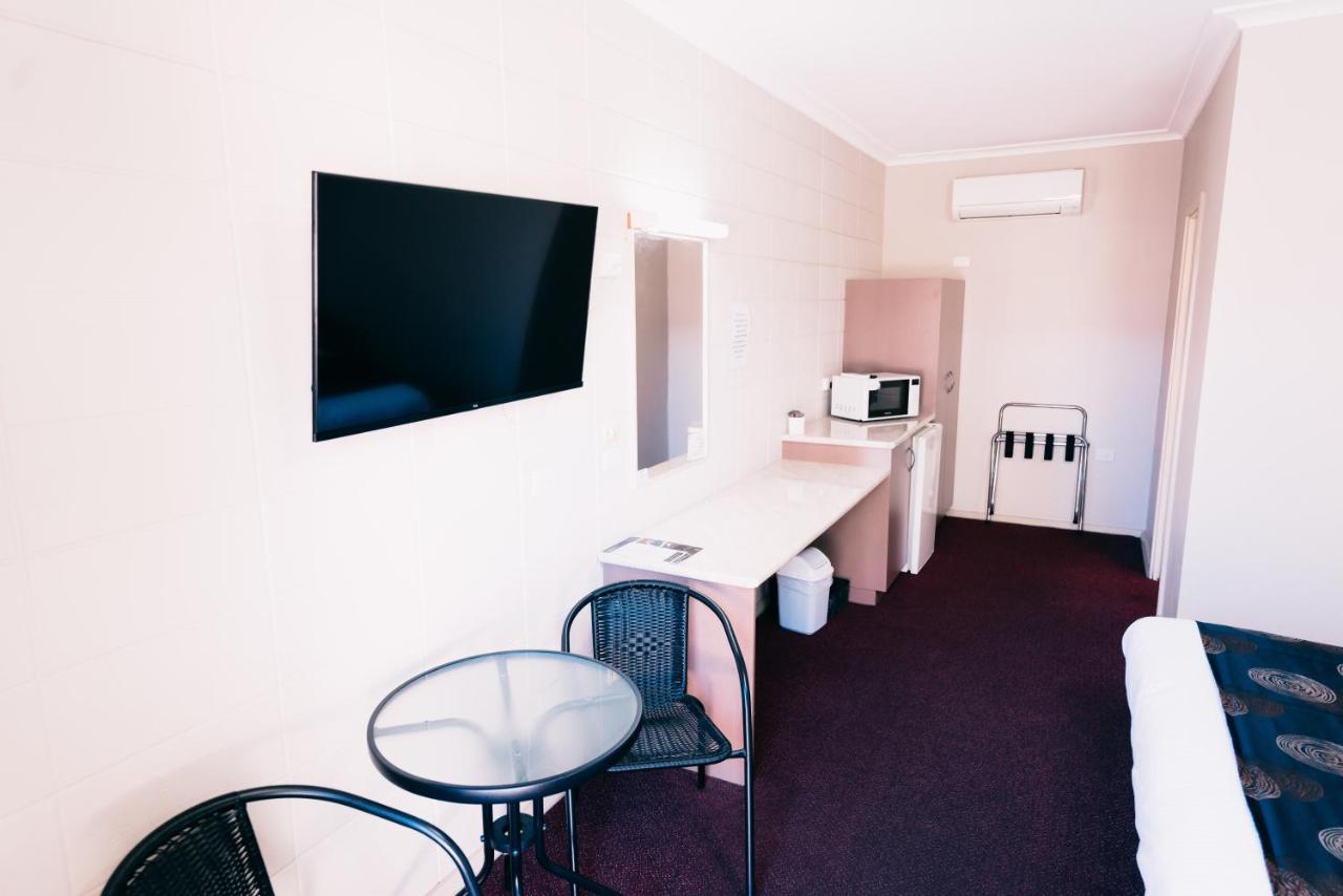 Motel Poinsettia Port Augusta Exterior foto
