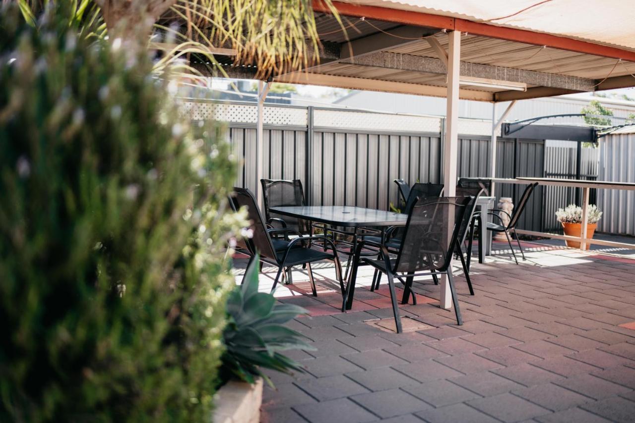 Motel Poinsettia Port Augusta Exterior foto