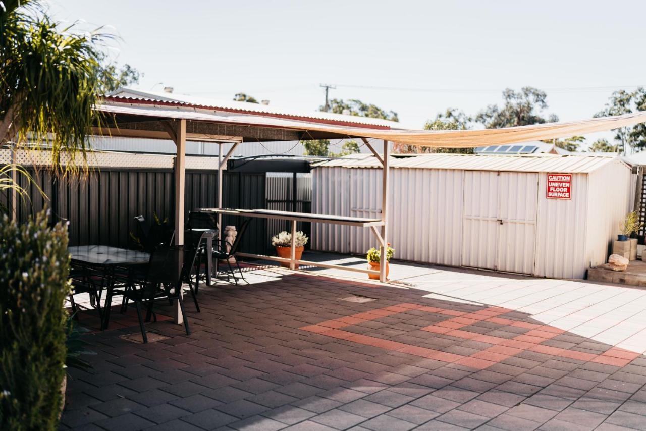 Motel Poinsettia Port Augusta Exterior foto