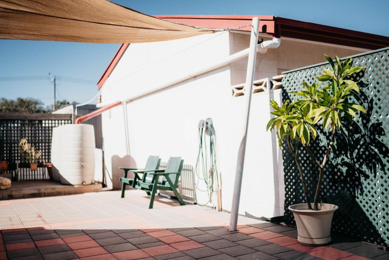 Motel Poinsettia Port Augusta Exterior foto